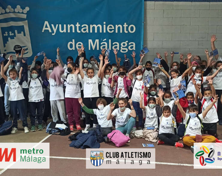 Más de 100 alumnos del CEIP Pintor Félix Revello de Toro visitan el Estadio Ciudad de Málaga